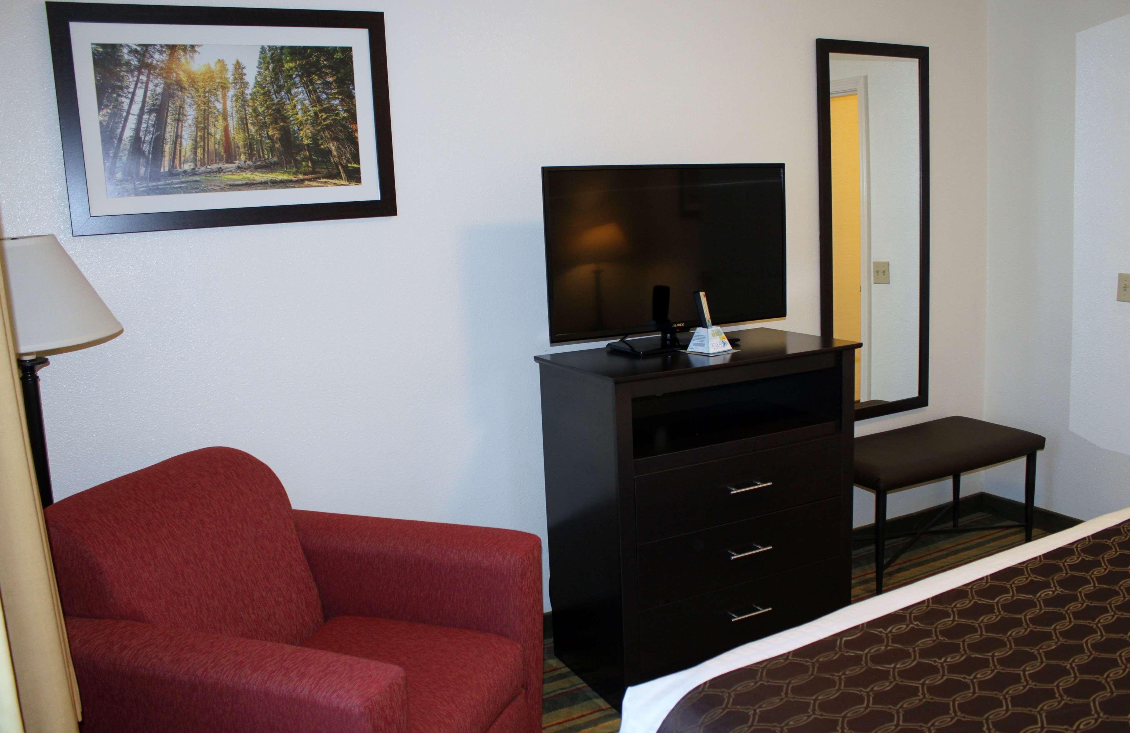 Best Western Visalia Hotel Экстерьер фото