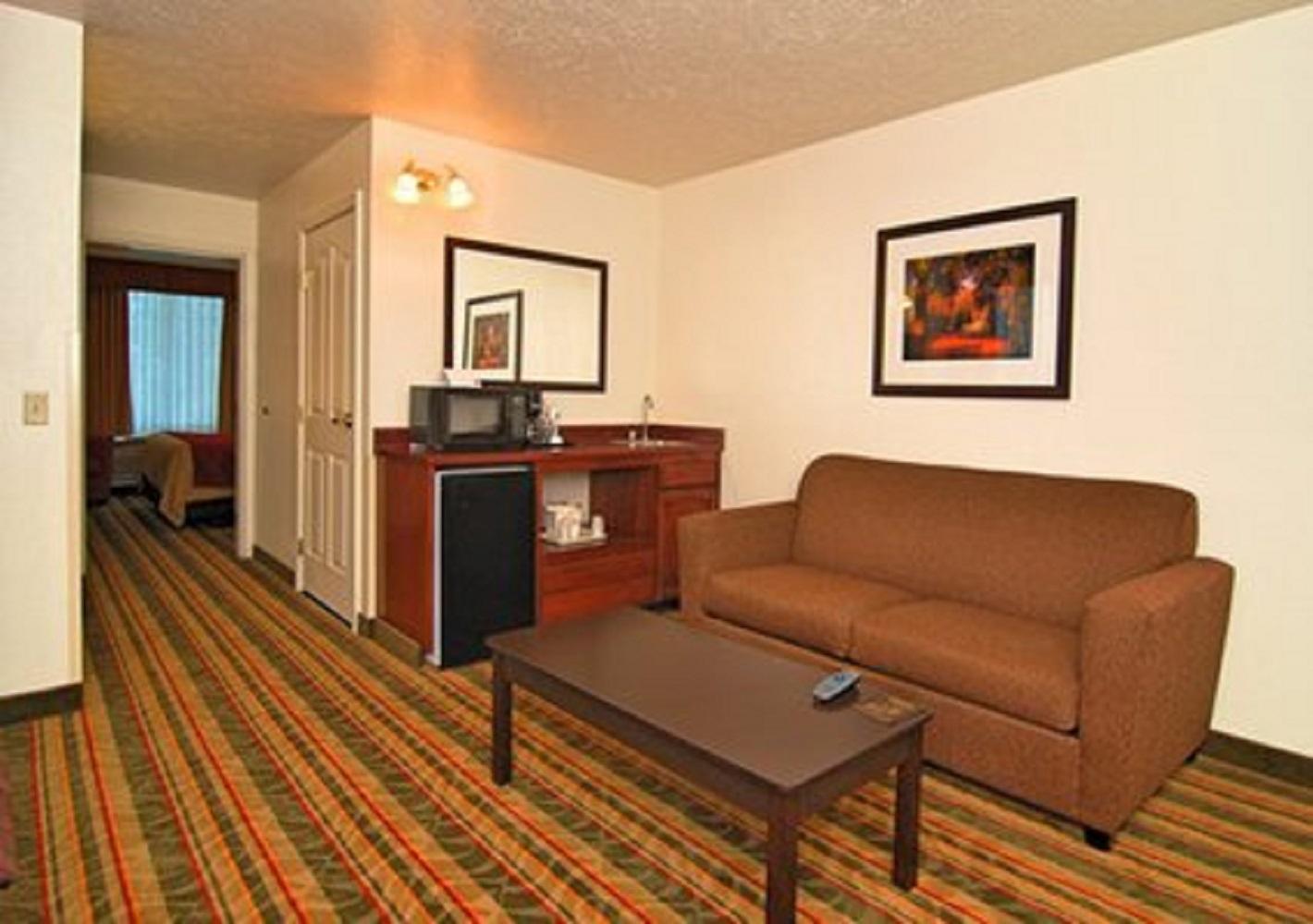 Best Western Visalia Hotel Экстерьер фото