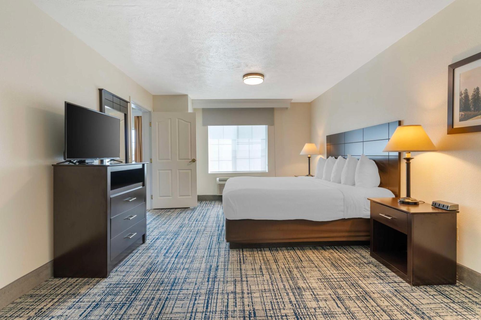 Best Western Visalia Hotel Экстерьер фото